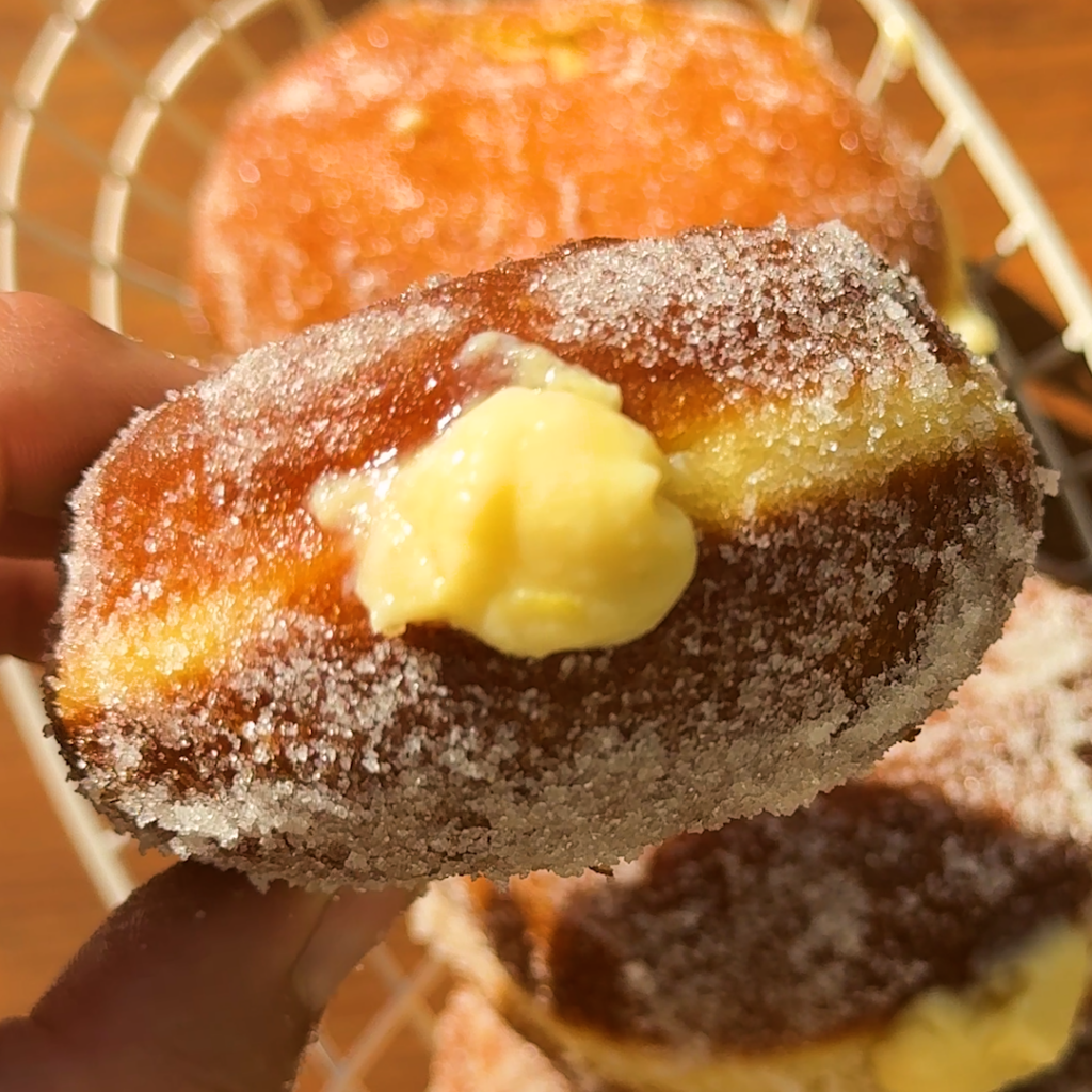 How Bakers Fill a Custard Filled Donut Without Overflow